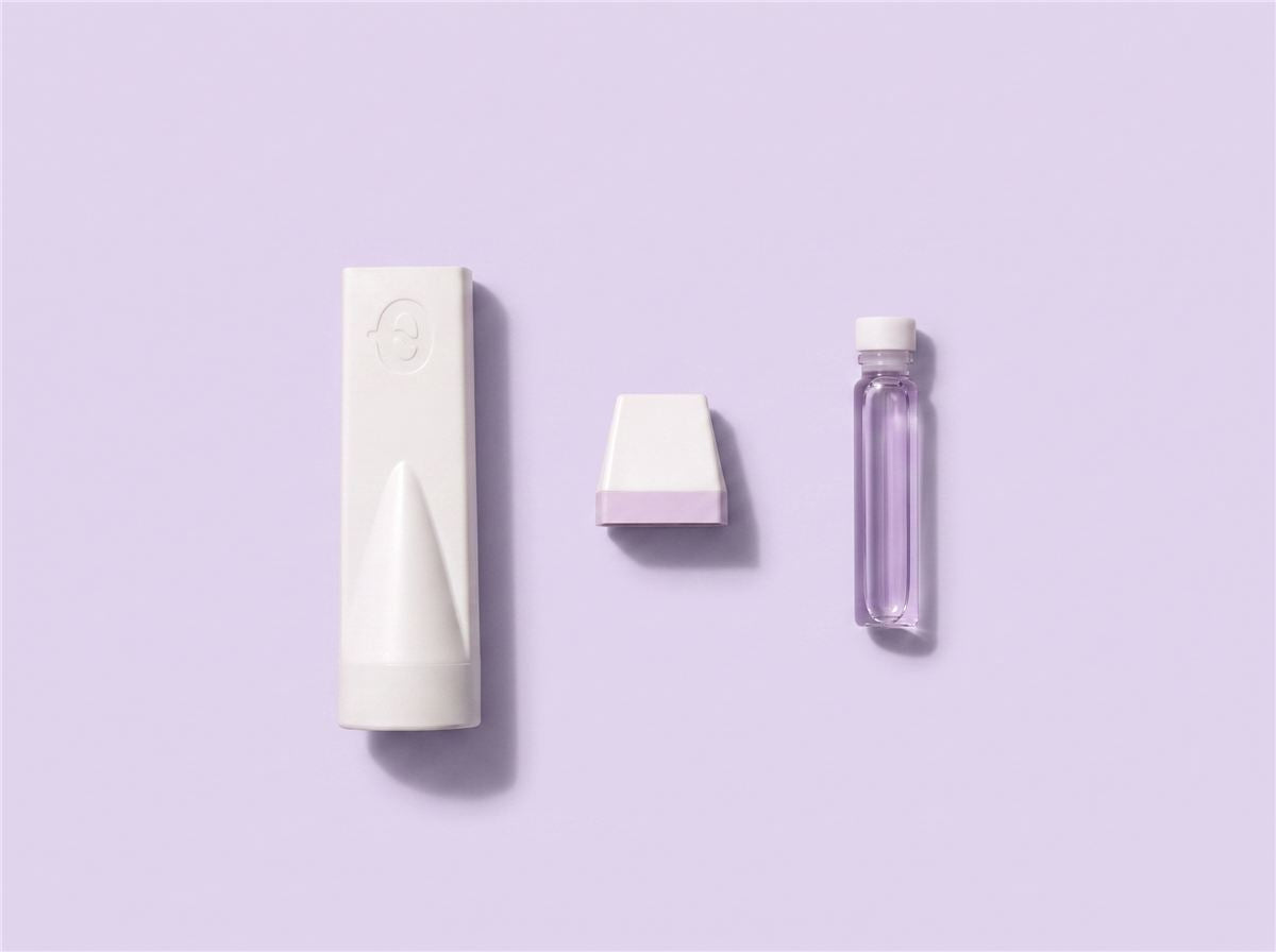CAPNOS E-Z disassembled: base, lavender cap, and FlavorVial